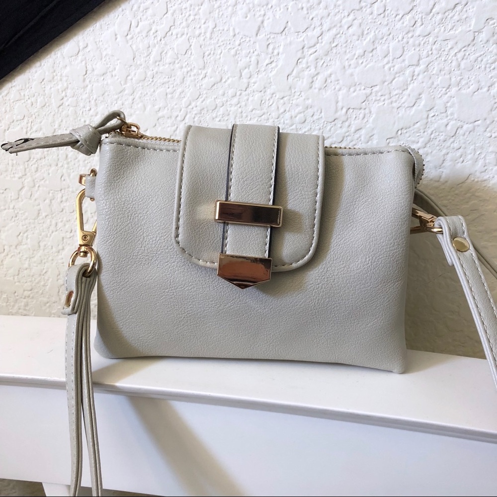 Charming Charlie White/Blue Purse Clutch